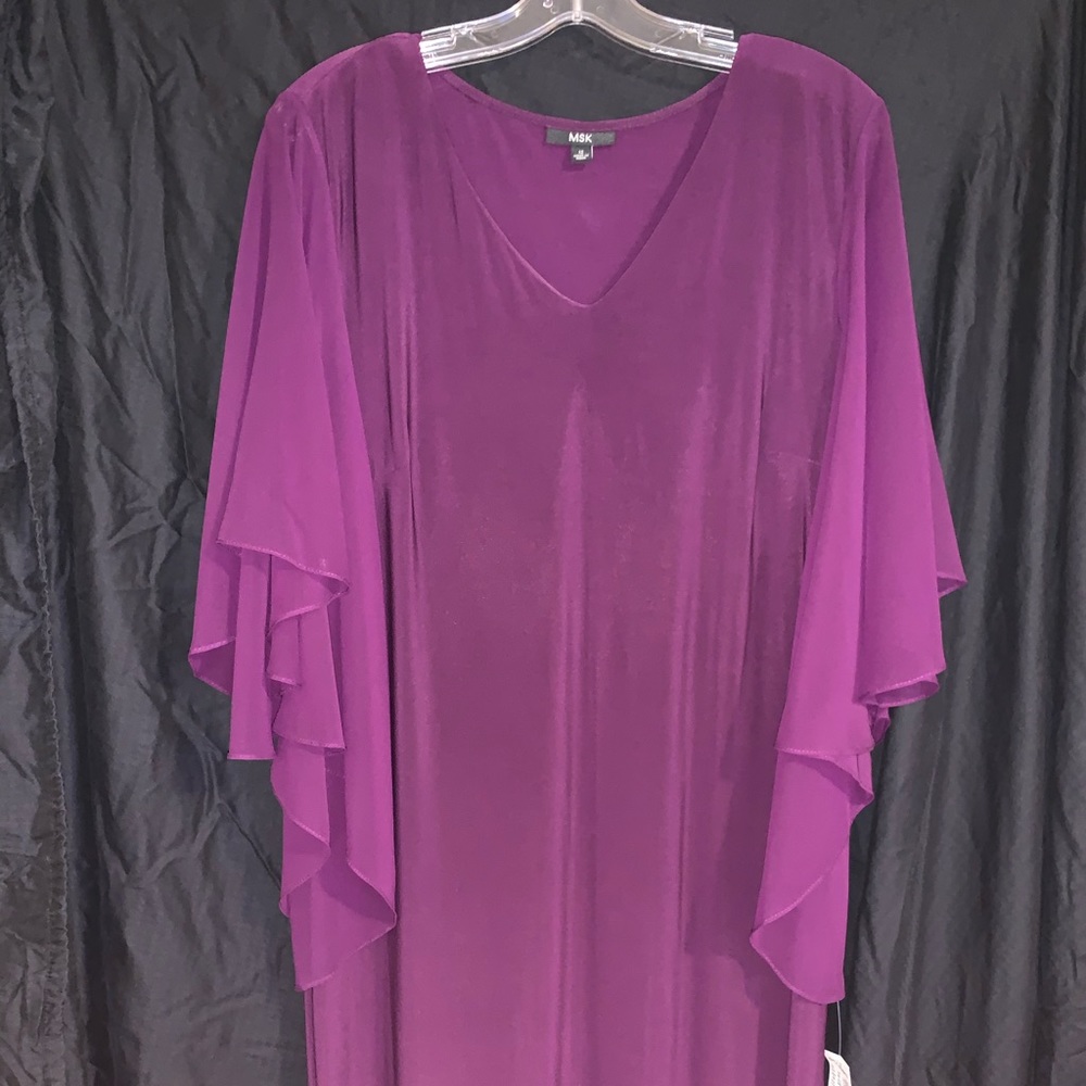 Purple dress with flare sleeves